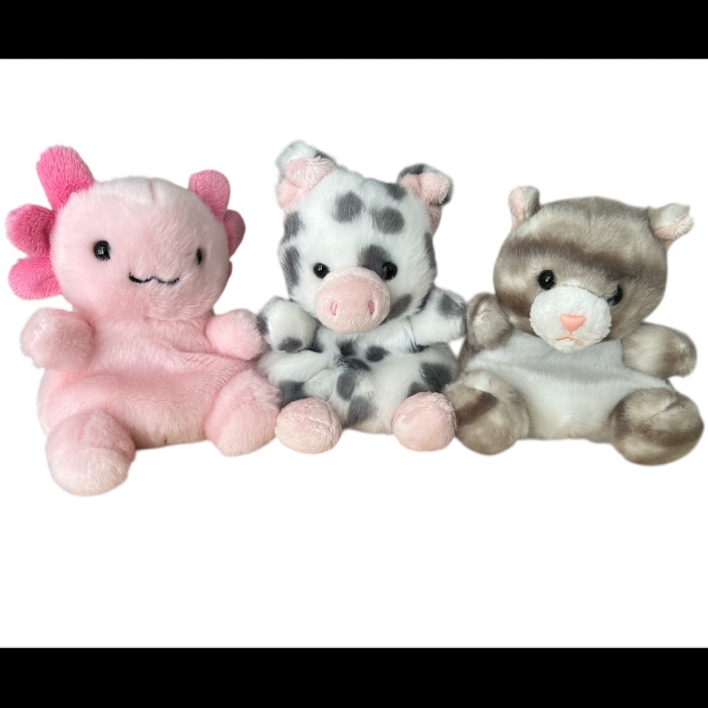 Adorable Palm Pals Plush Beanie Set
